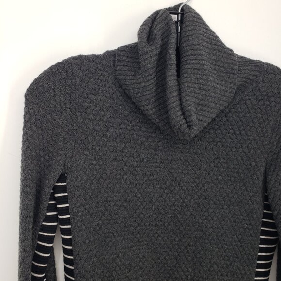 Athleta Merino Wool Turtleneck Sweater XXS Side Striped Textured Charcoal Gray - Picture 5 of 8